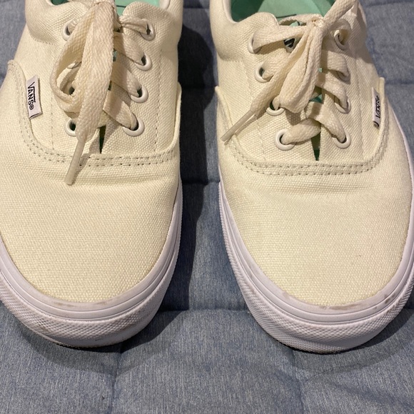 Two tone vans - Picture 4 of 6